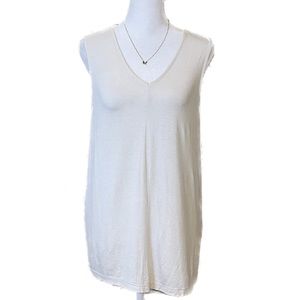 Banana Republic Cream and Gold Shimmer V-Neck Knit Top, Women's Size Small